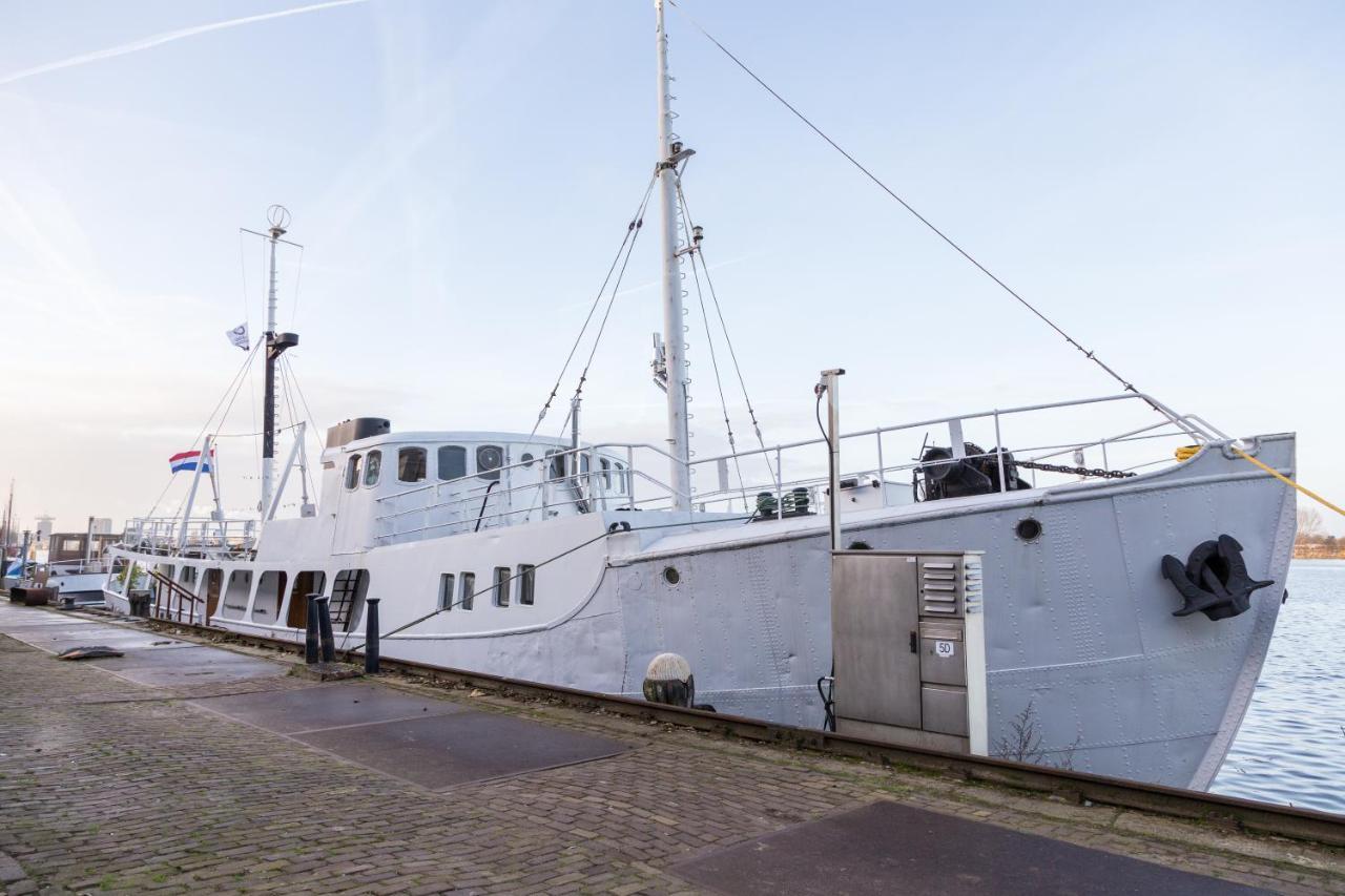 M/S Svalbard B&B アムステルダム エクステリア 写真